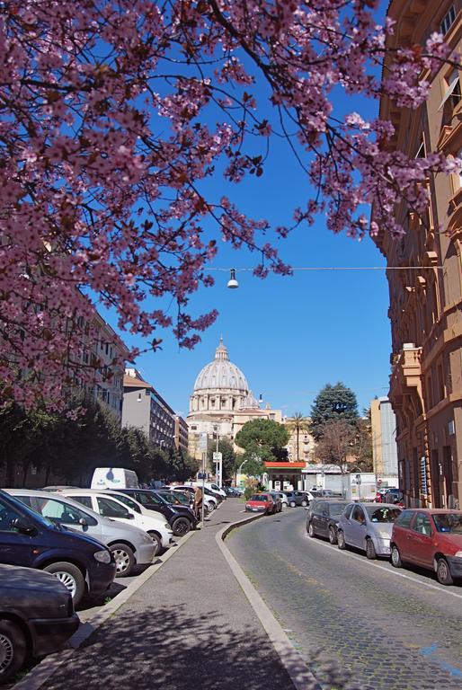San Pietro Roma Suite Exteriör bild
